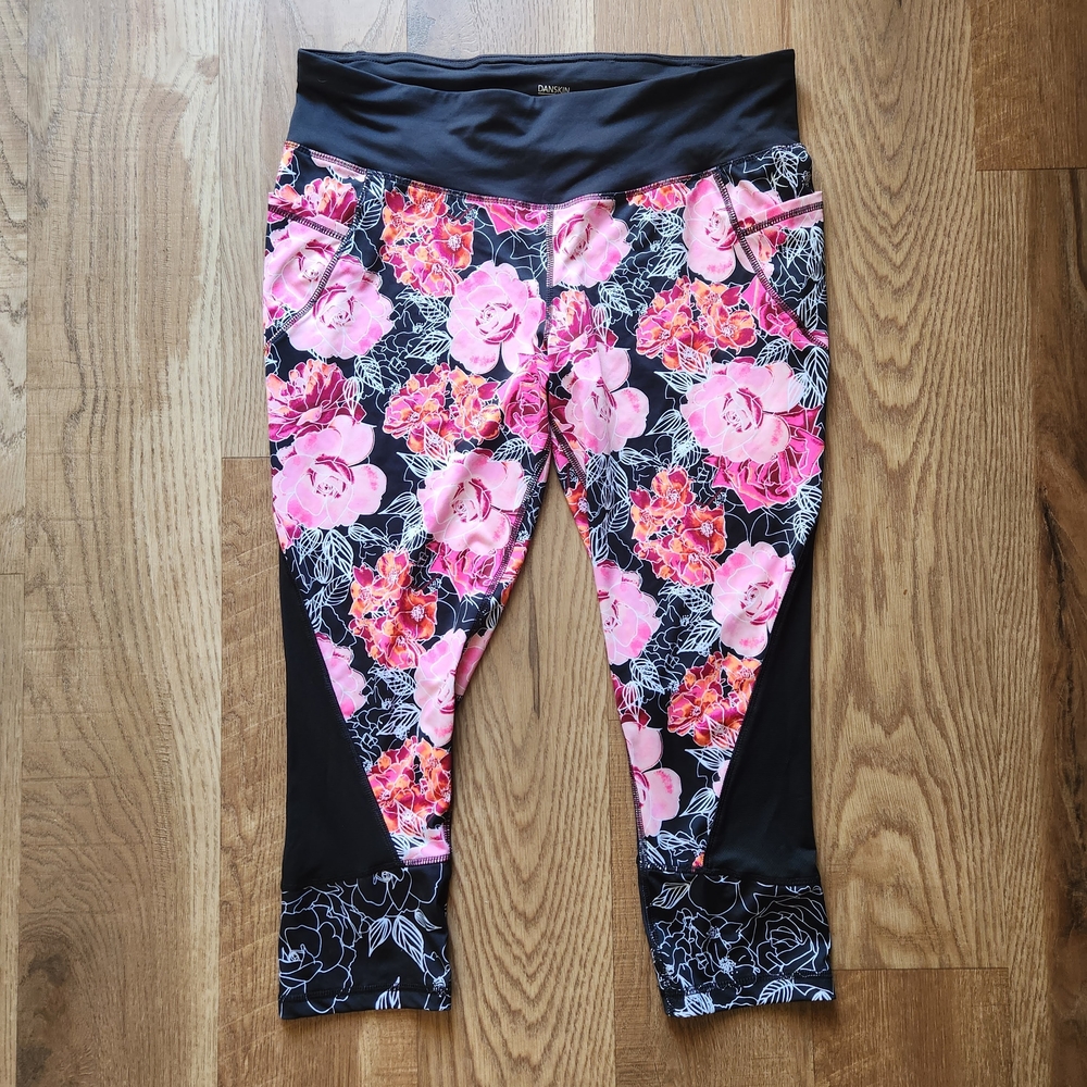 Danskin Now Floral Leggings in Pink and Black